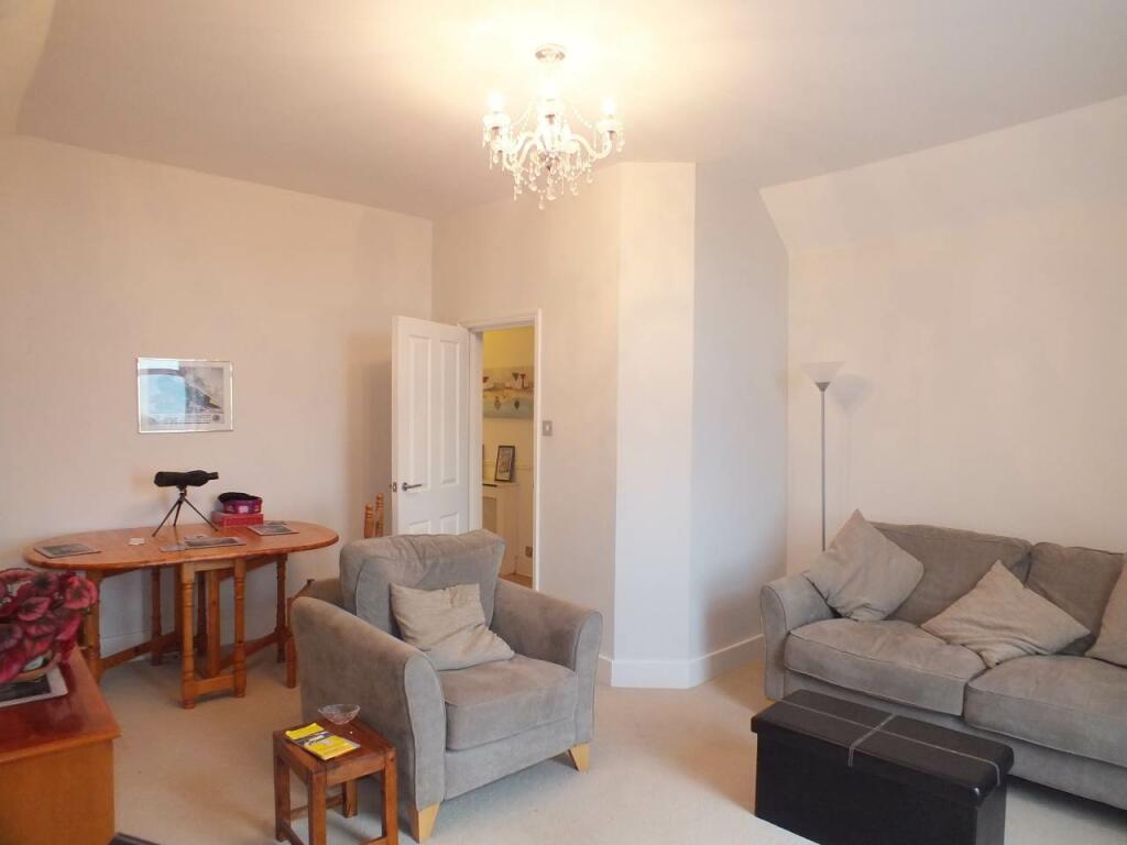 13AR - Living Room3