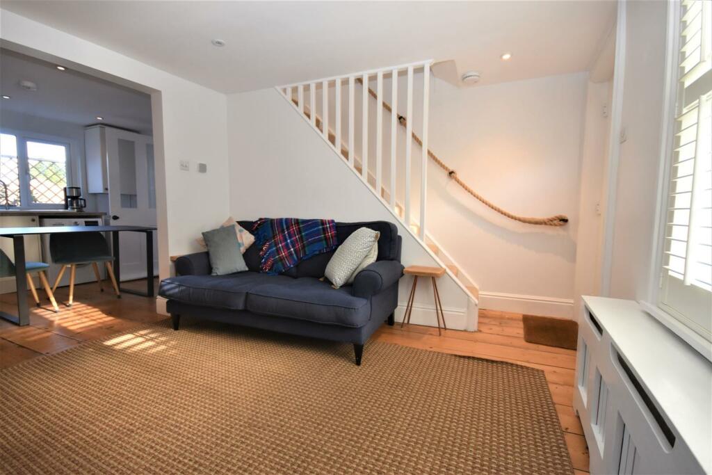Sitting Room....JPG