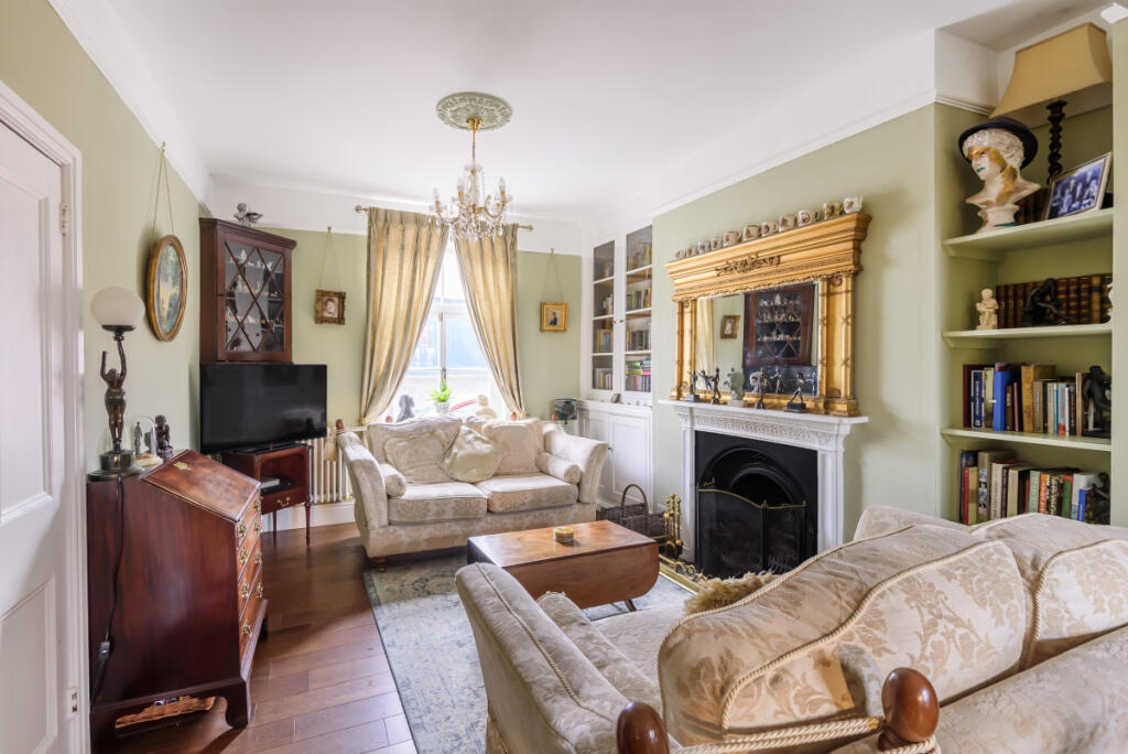 3 Bedroom Town House