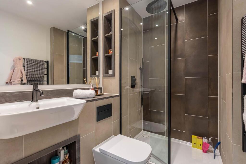 Ensuite three