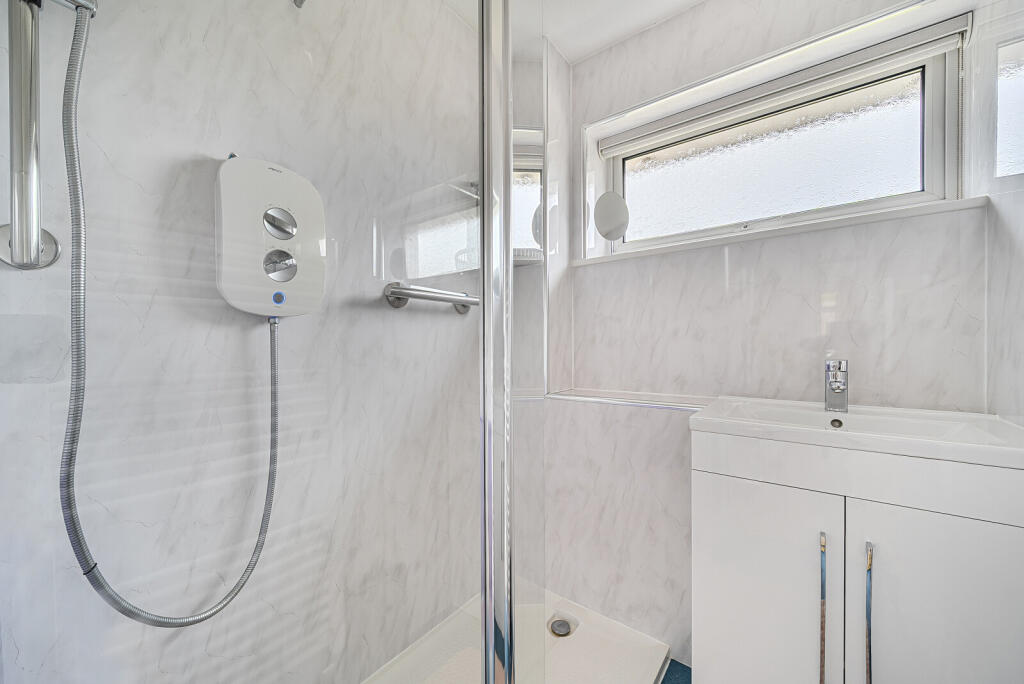 1363356-15-68e900...