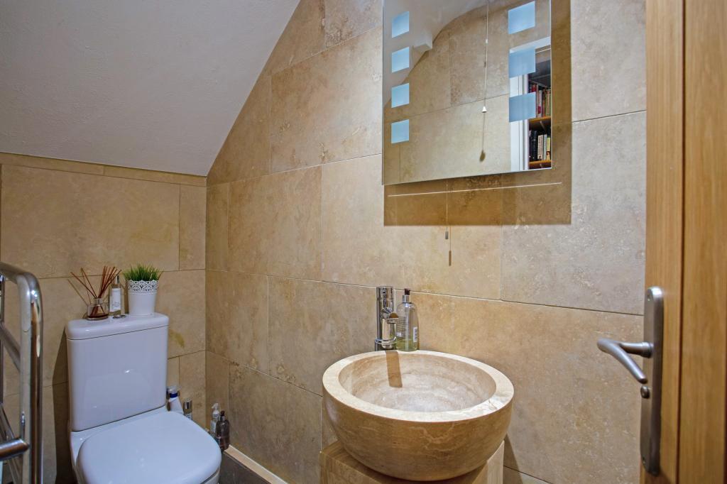 17 Keynshambury Road 306783 (16).jpg