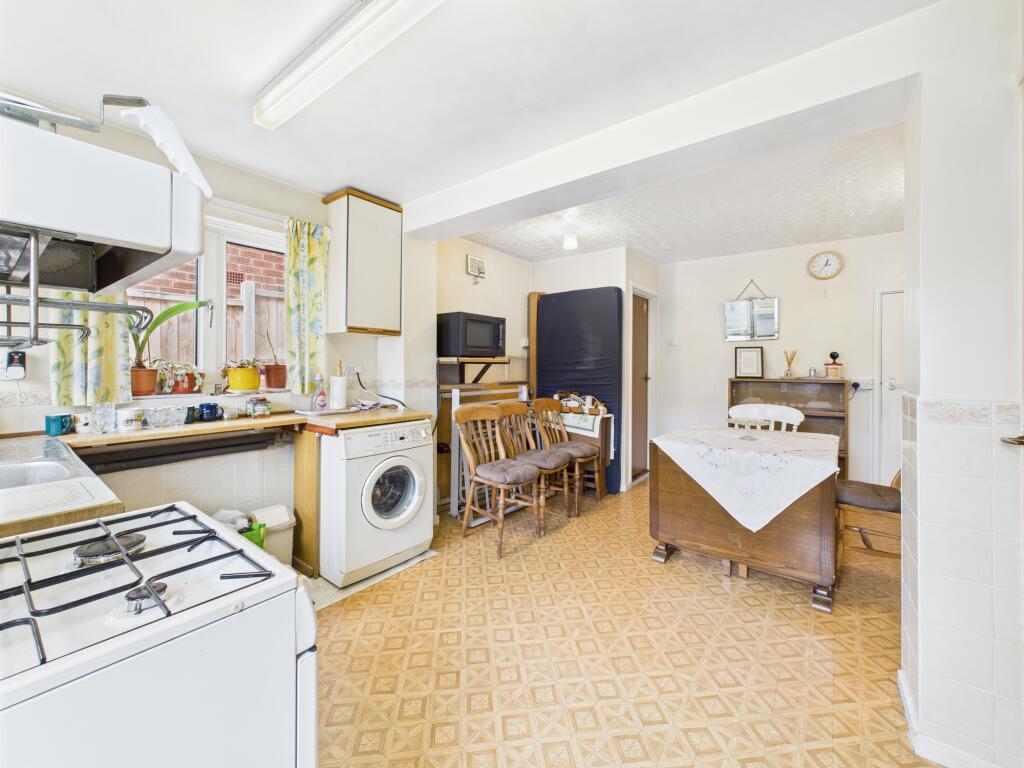 CAM05192G0-PR0114-STILL012