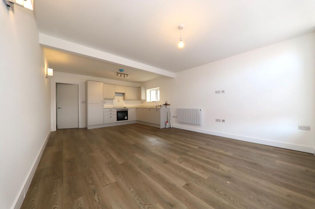 Kitchen/ Reception Room