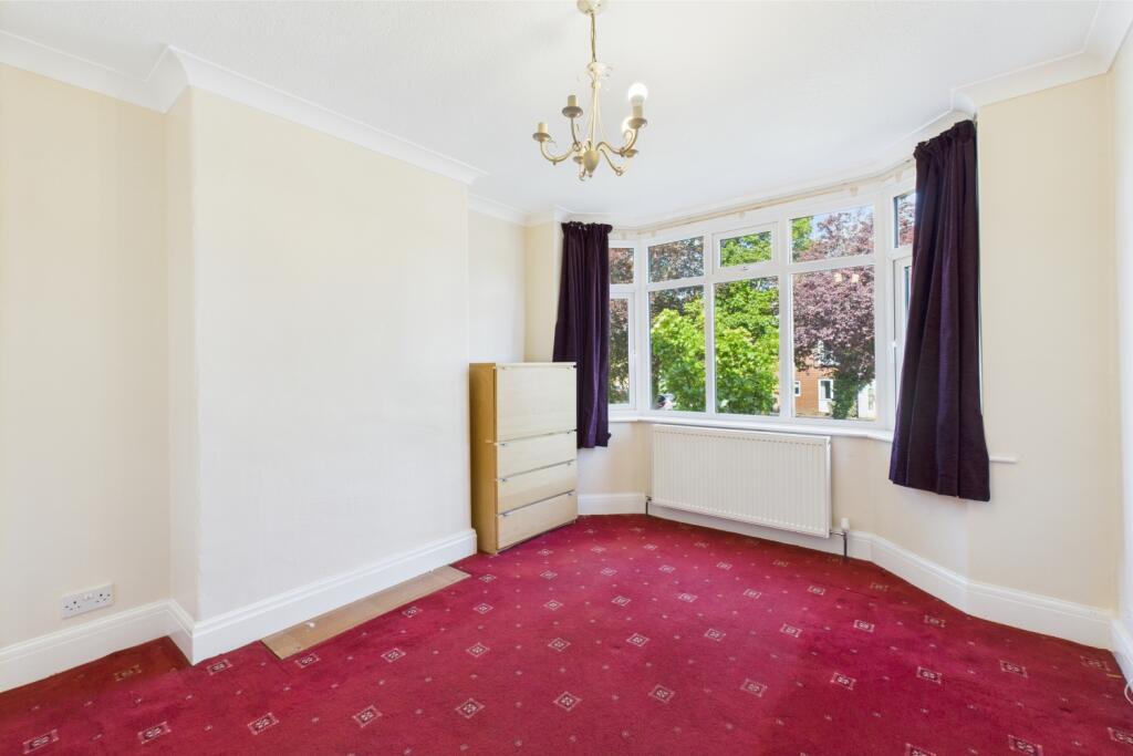 CAM03162G0-PR0261-STILL007