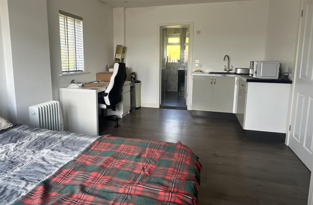 Bedroom 3 (Annex)