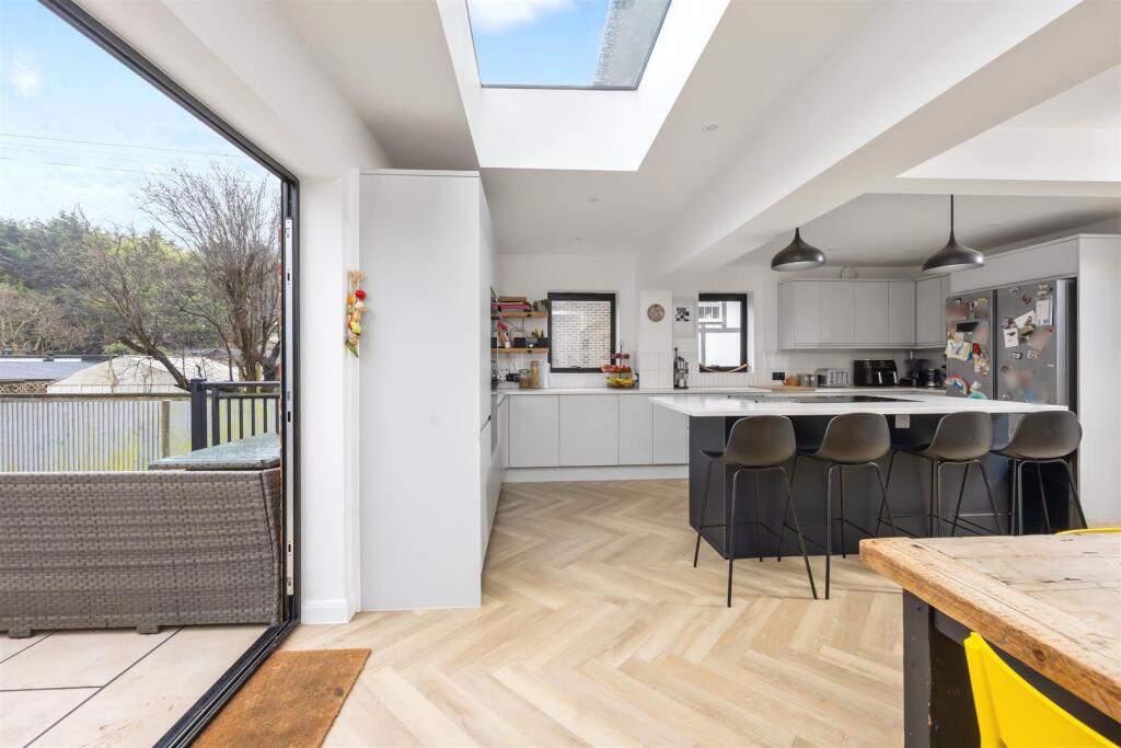Open Plan Kitchen/Dining Room