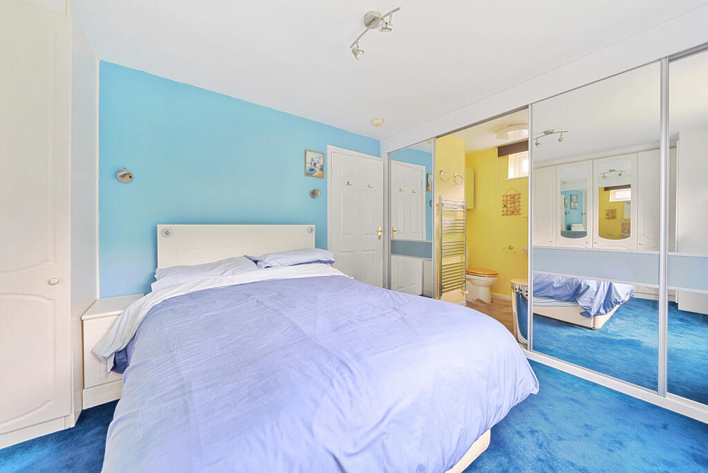 1300641-15-683f02...