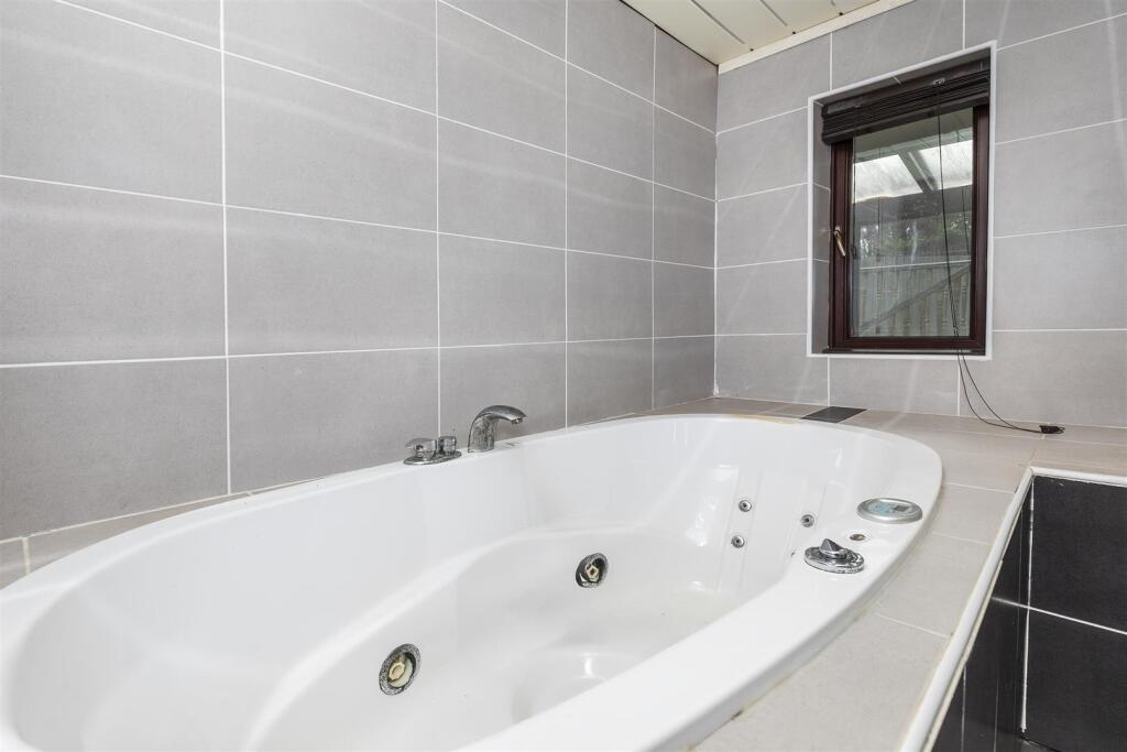 Bramleys Estate Agents - Hoults Lane - Greetland (