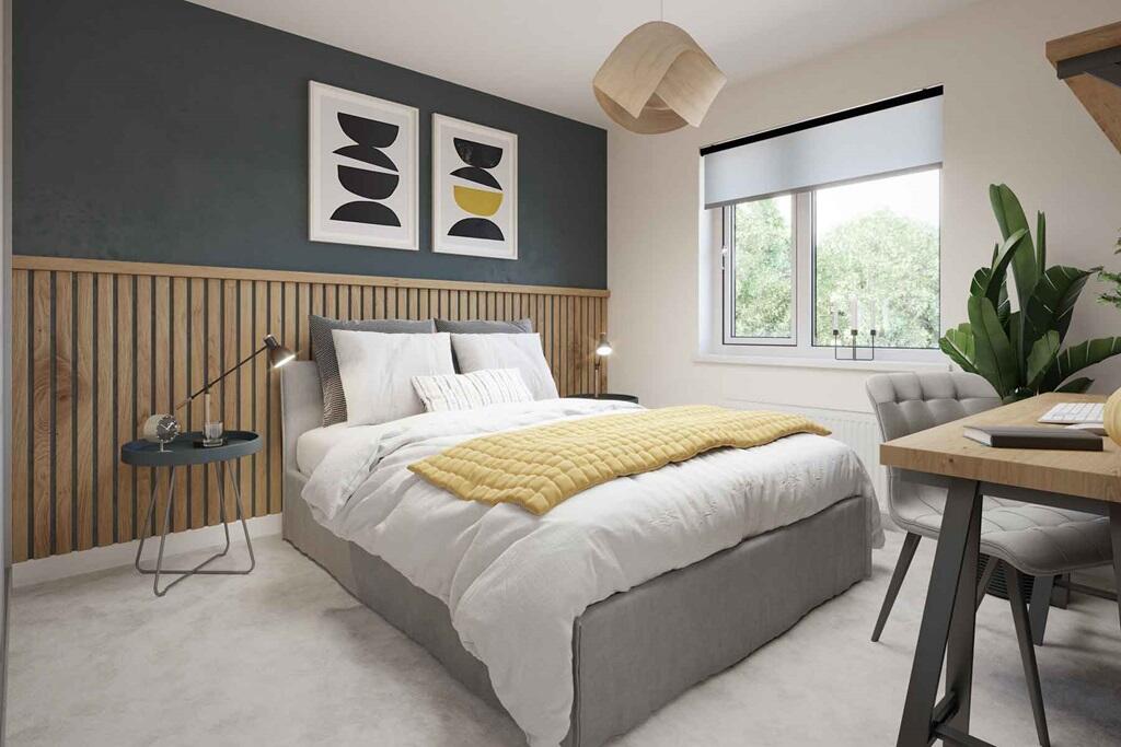 Spacious main bedroom with plenty of wall space for a free-standing or fitted wardrobe