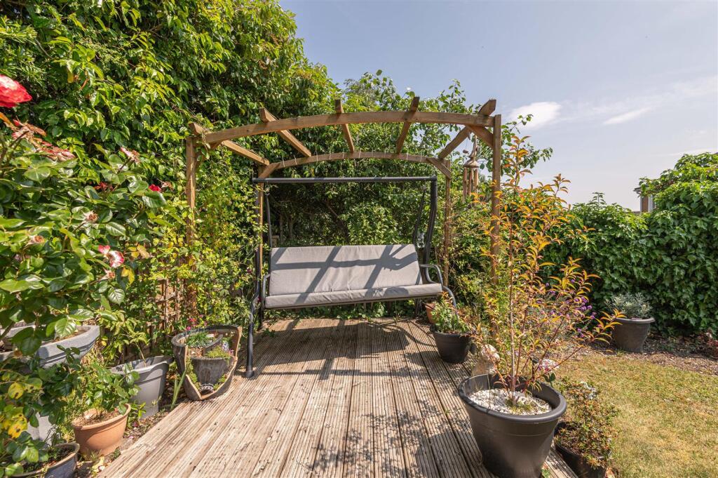Garden Upper Tier
