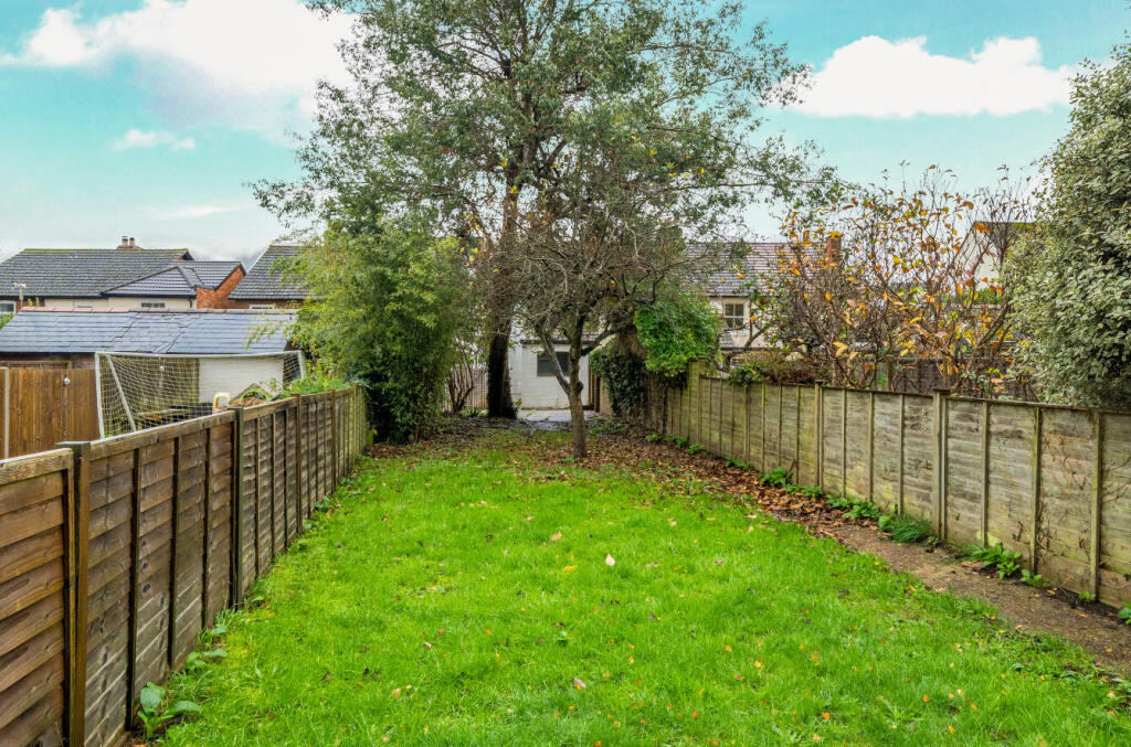 1380338-4-691200a...