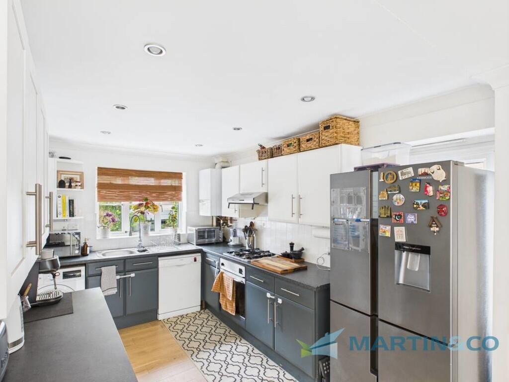 CAM02145G0-PR0065...