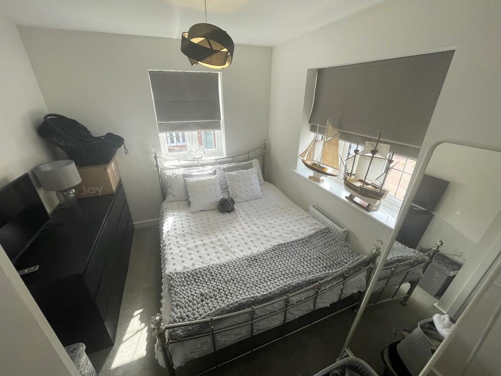 bedroom 2 use