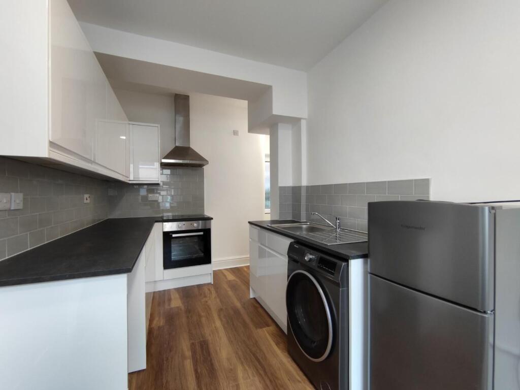Kitchen 2