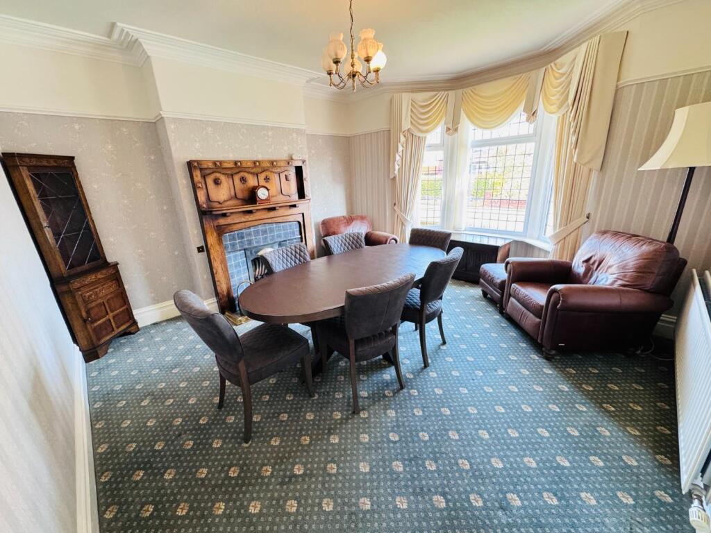 FRONT RECEPTION ROOM