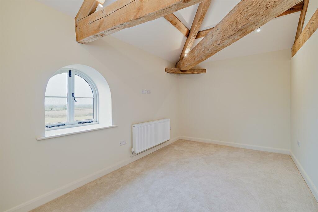 8619361-stills-interior21(1)-800.jpg
