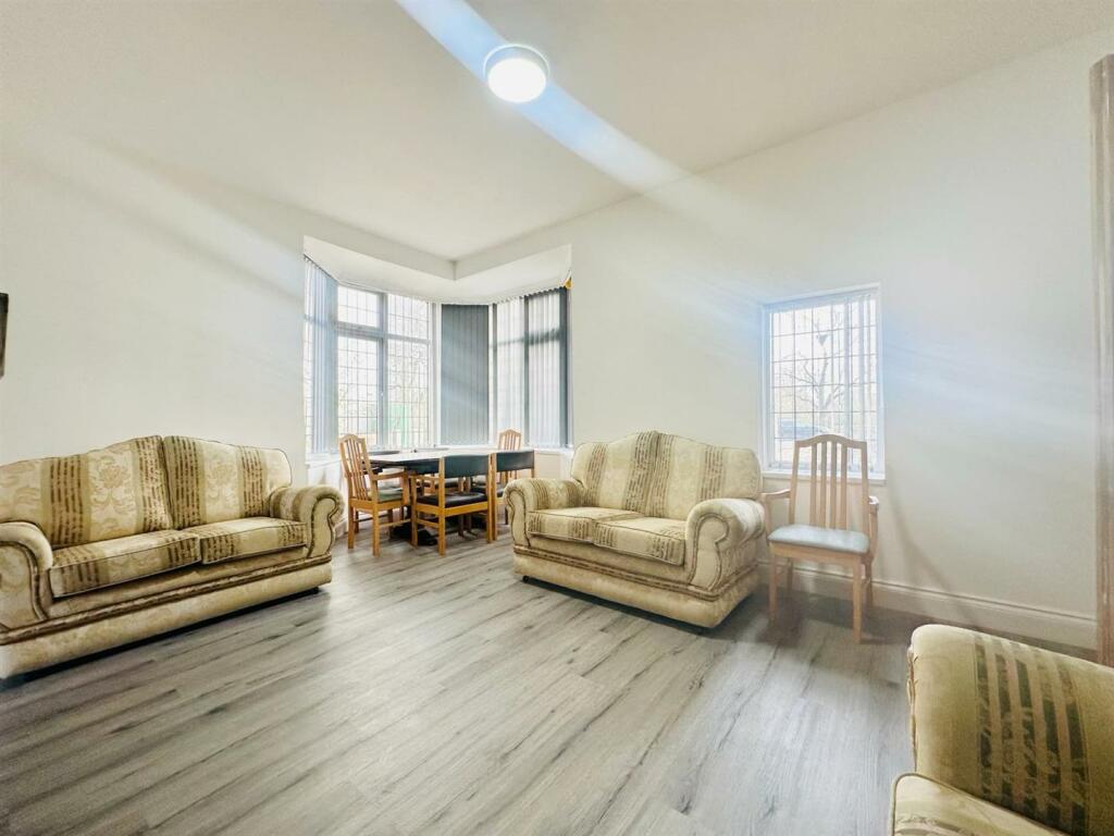 Living/dining