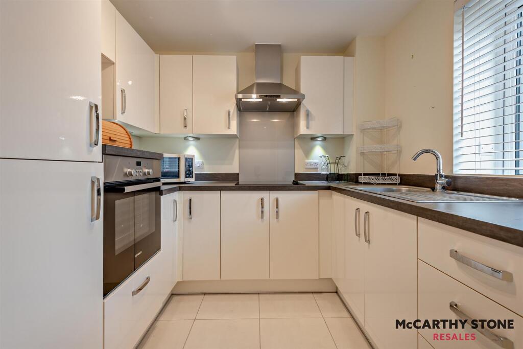 8587963-interior05-800.jpg