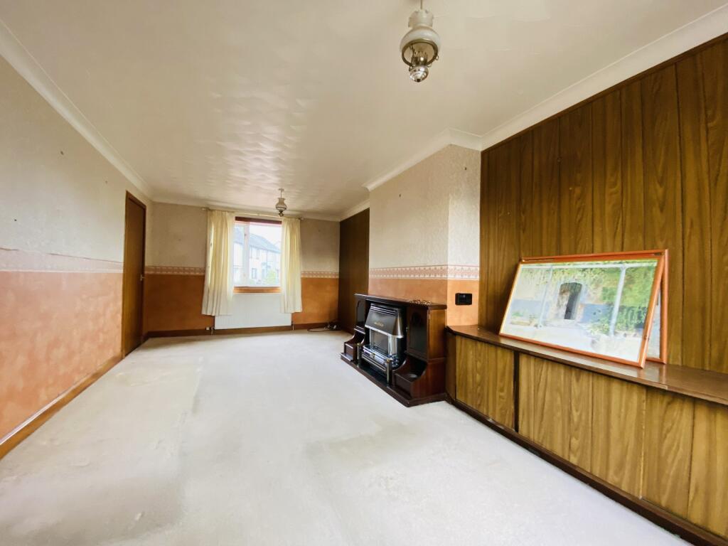 55 Akers Avenue, Locharbriggs, Dumfries, DG1 1UQ -