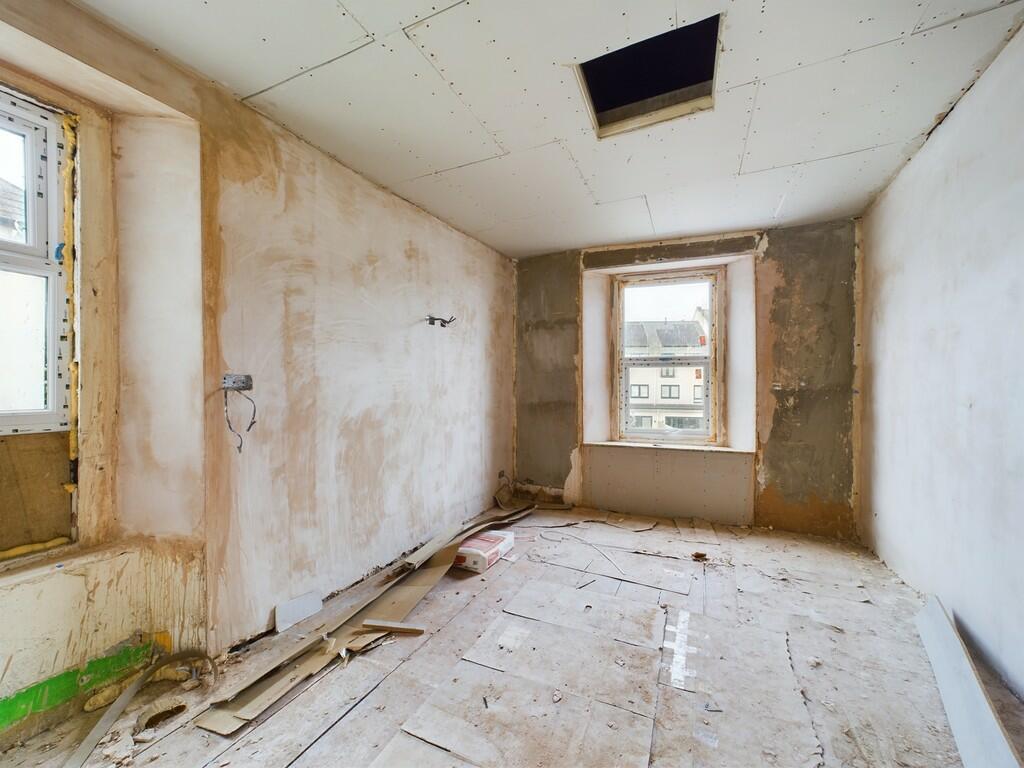 CAM02089G0-PR0333...