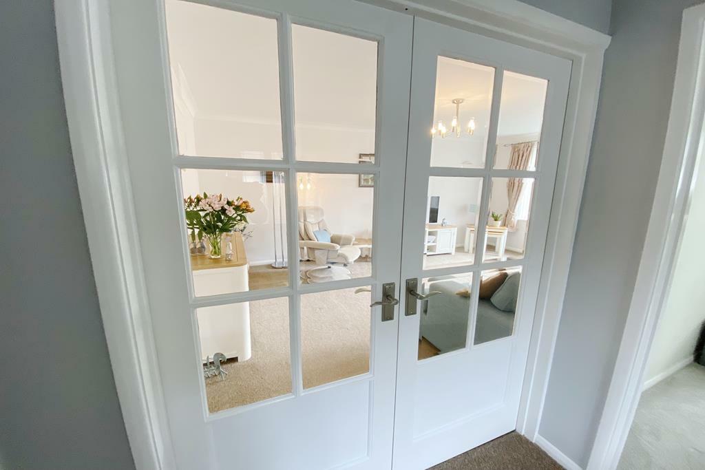 Lounge Doors