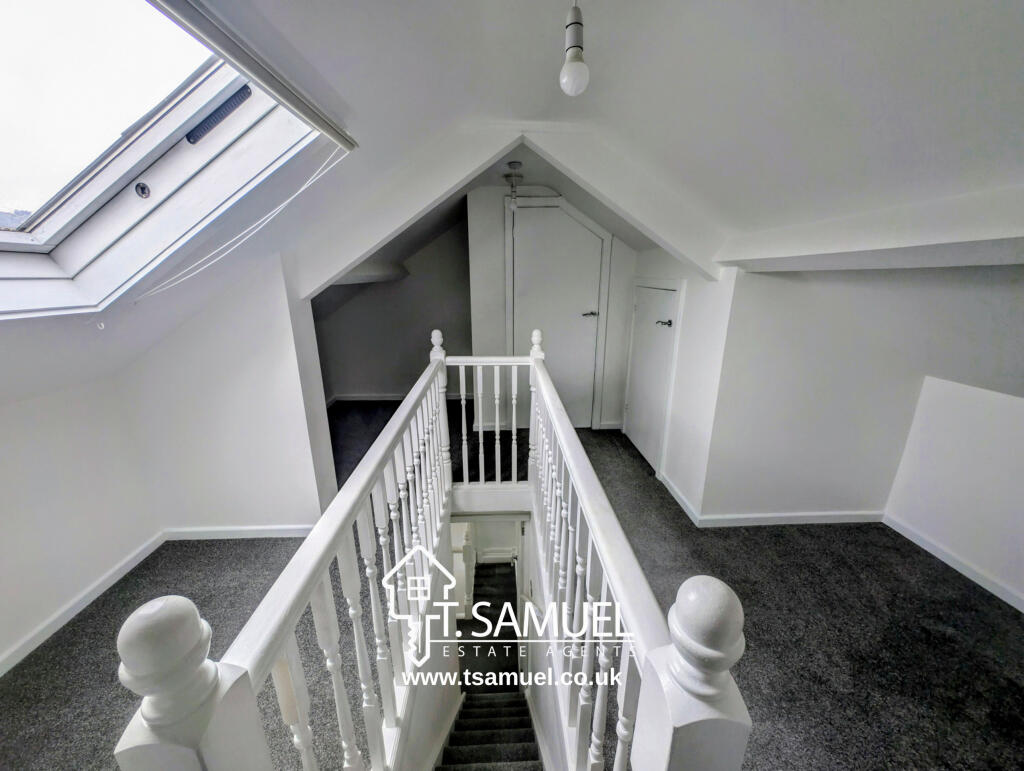 082950ce2867f625a0ae194b29599f30