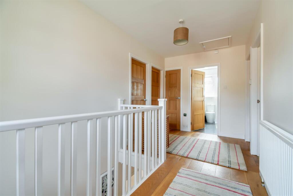 1st floor landing