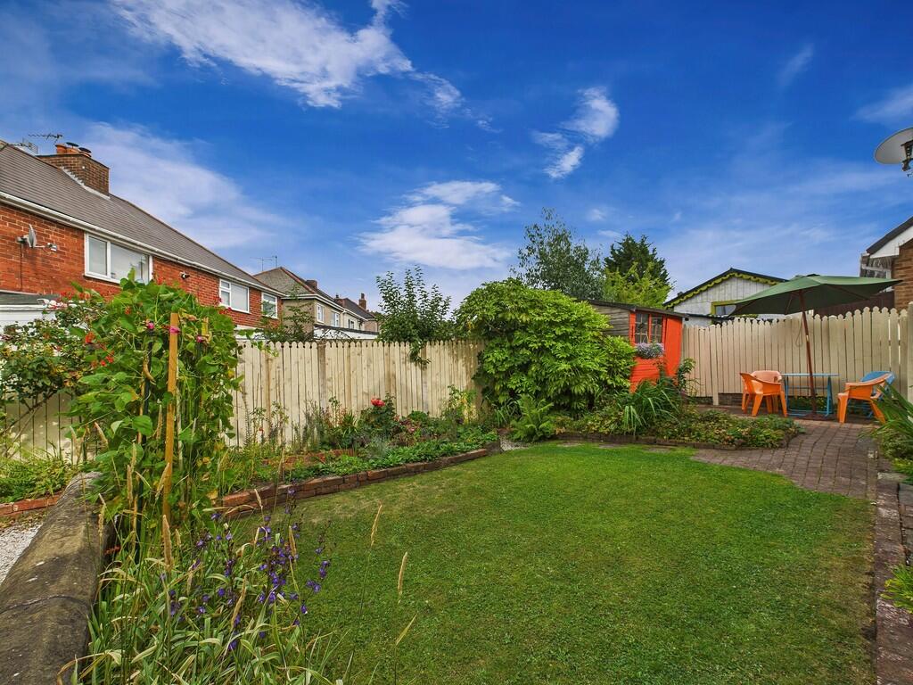 CAM04273G0-PR0175...