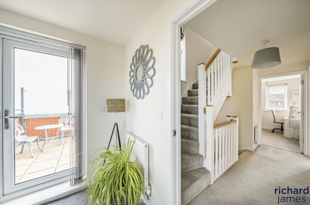 5e4a5d7ce04d4d95a2deb795f1ab38c2