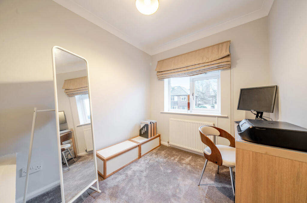 1381307-7-6915fe8...