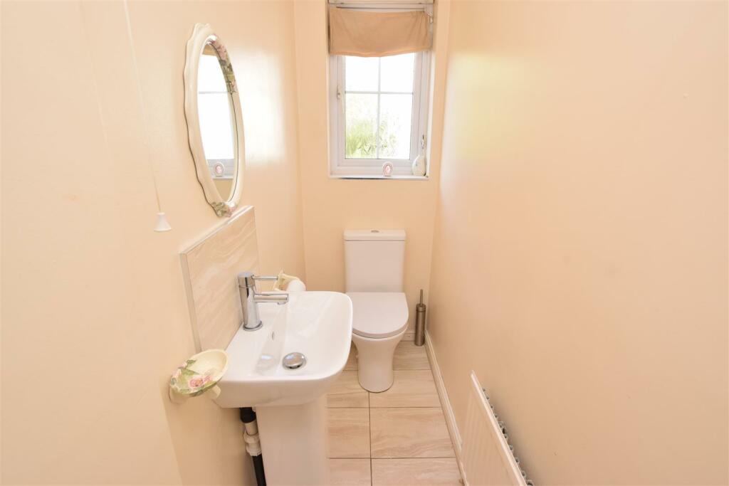 CLOAKROOM