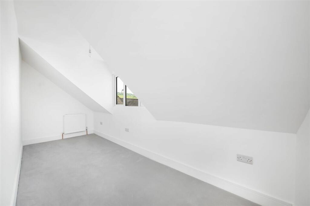 BEDROOM FIVE