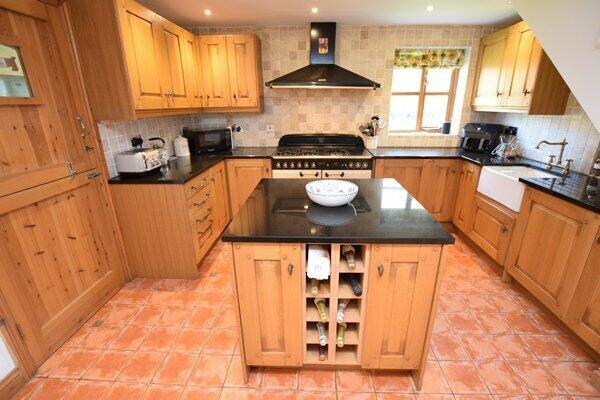 breakfast/kitchen