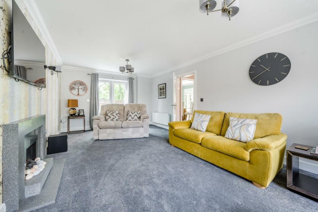 Sitting Room.jpg