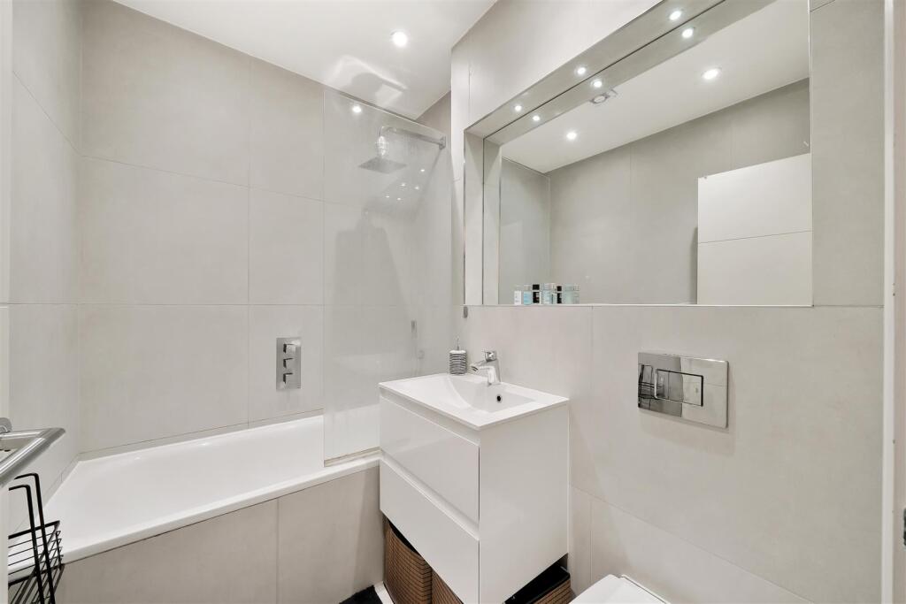 Aldershot Road (13).jpg