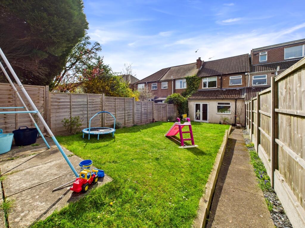 CAM05192G0-PR0043-STILL025