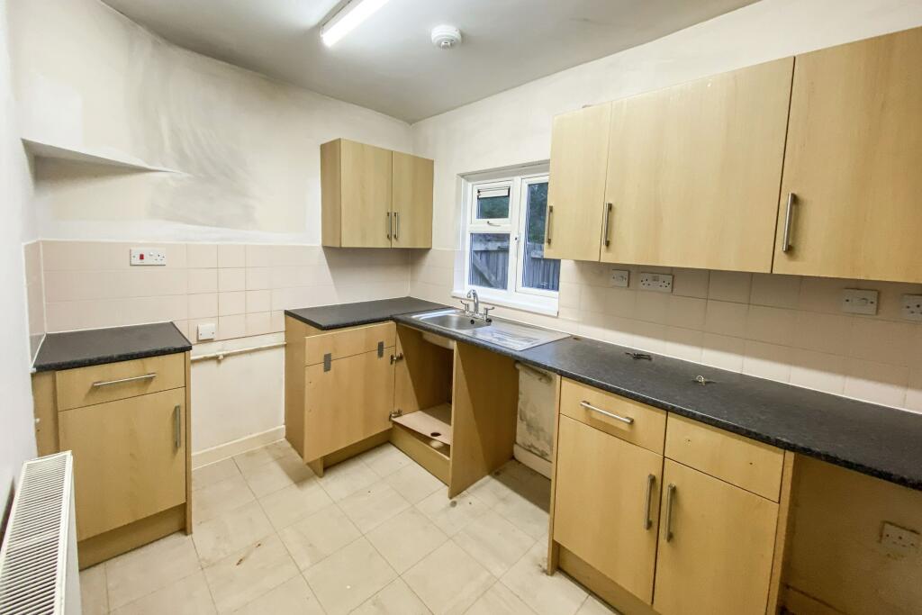 55 Downing Street, Chippenham, Wiltshire, SN14 0AA
