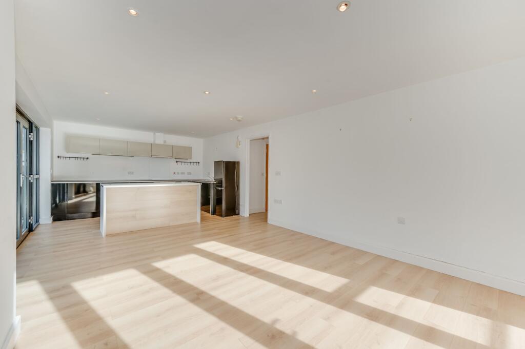 OPEN PLAN KITCHN/DINER/ LIVING ROOM