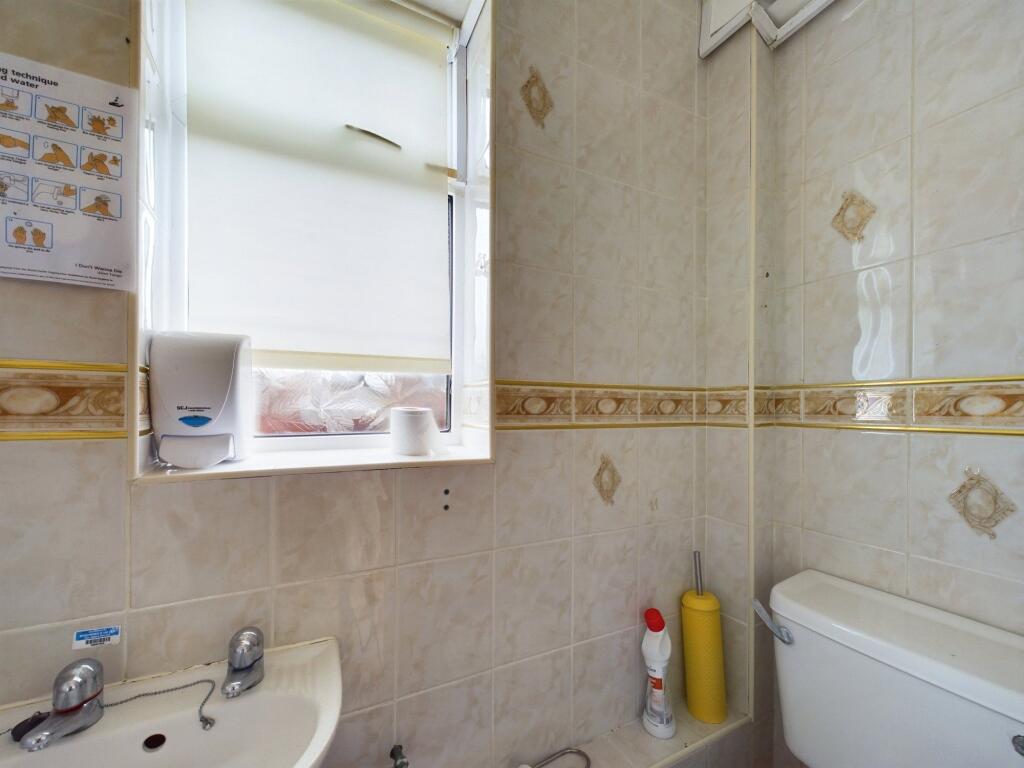 Separate WC