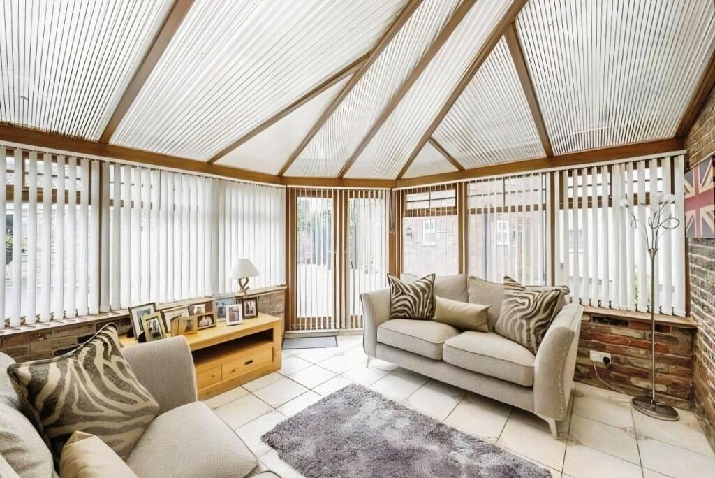 Conservatory/Sitting