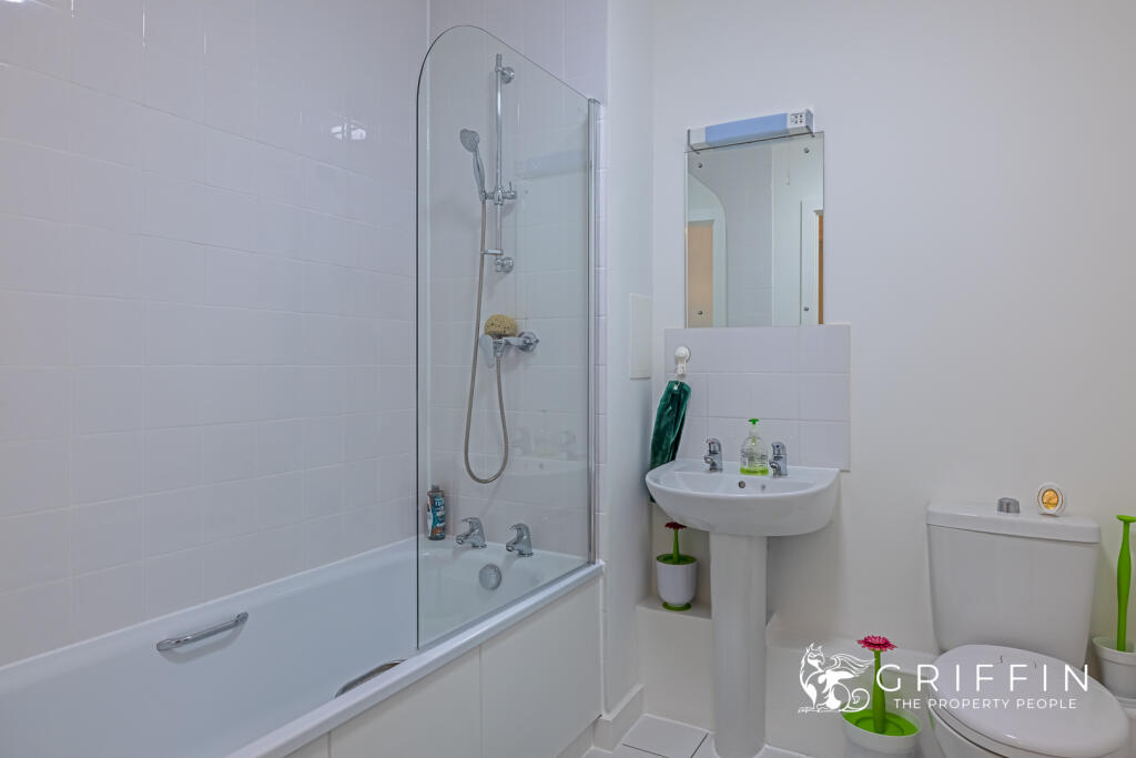 16bathroom