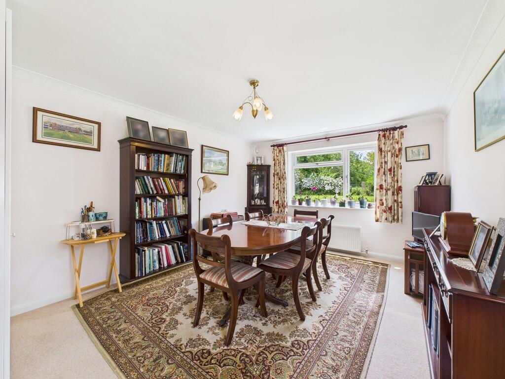 CAM04018G0-PR0260...