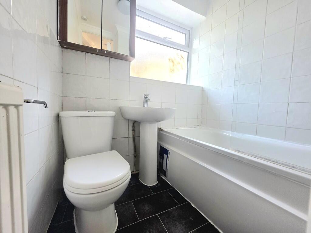 IMG-20250906-WA00...