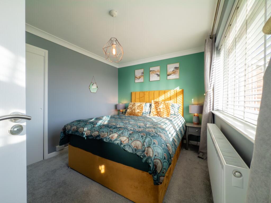 20250129111105 - IMG_3184 - 11 Treetops, Felixstow