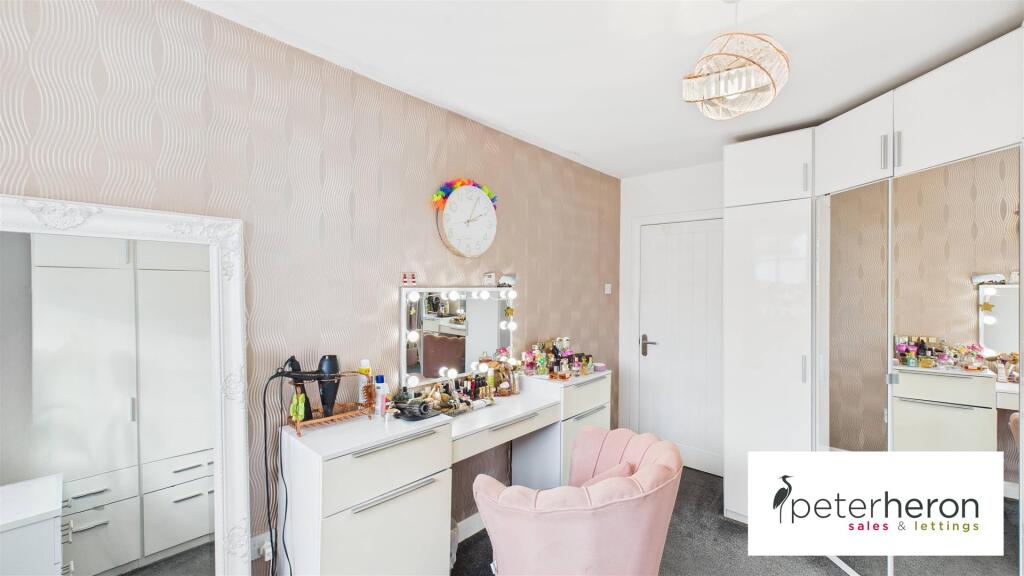 Bedroom 4/Dressing Room