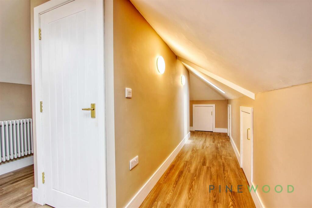 2ND FLOOR BEDROOM/MULTI USE ROOM