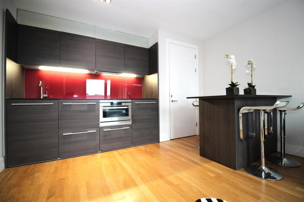 Lounge/Kitchen/Dining