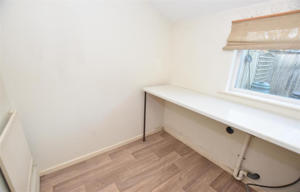 Utility Room.JPG
