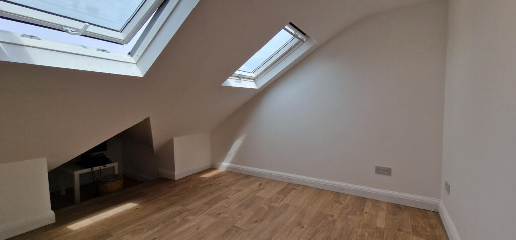 LOFT FRONT BEDROOM